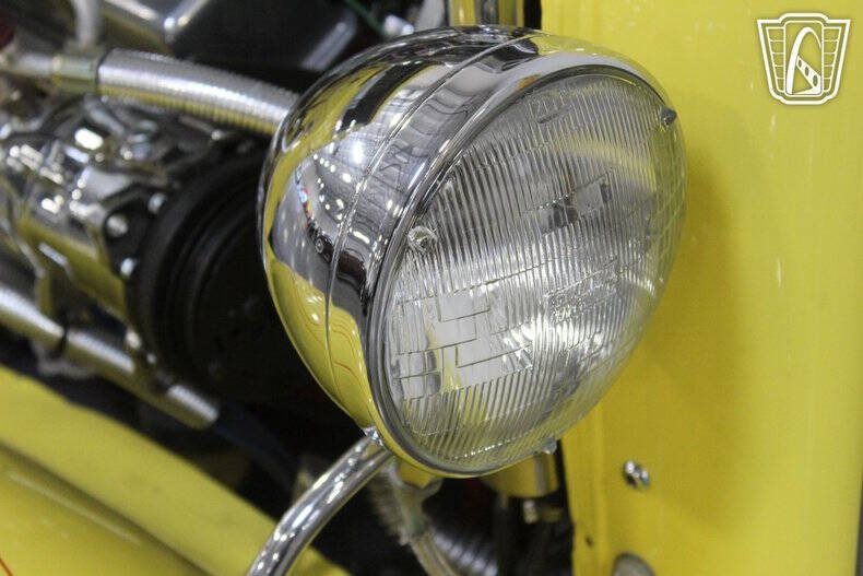 1932 Ford F-100