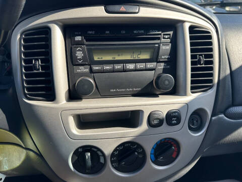 2003 Mazda Tribute ES-V6