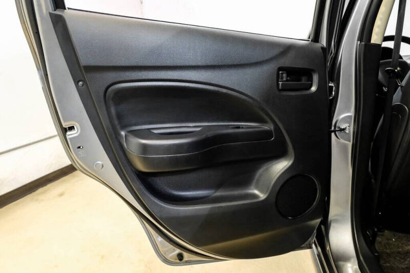 2020 Mitsubishi Mirage LE