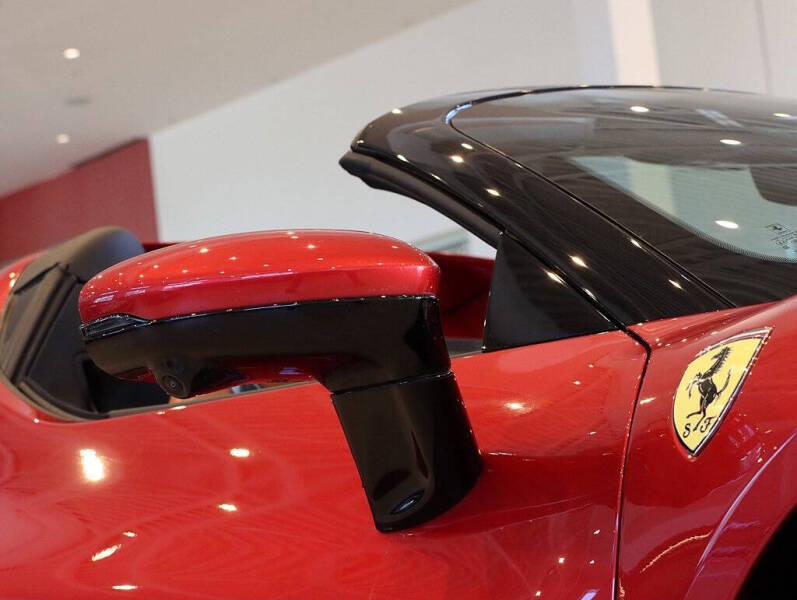 2024 Ferrari 296 GTS