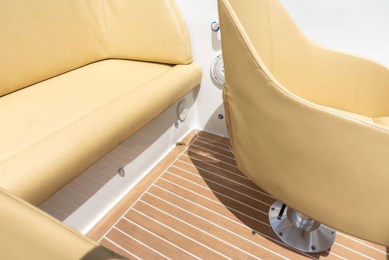 1986 Donzi Marine Minx 20'