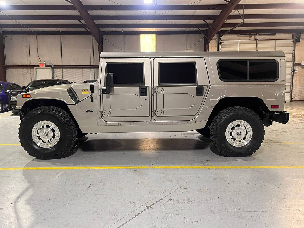 2003 HUMMER H1 for sale at Carnival Car Company in Victoria, TX