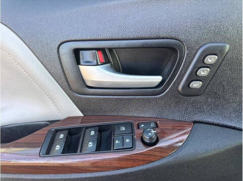 2016 Toyota Sienna