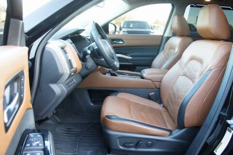 2023 Nissan Pathfinder Platinum