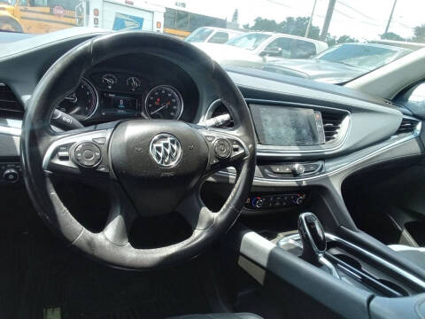 2018 Buick Enclave Essence