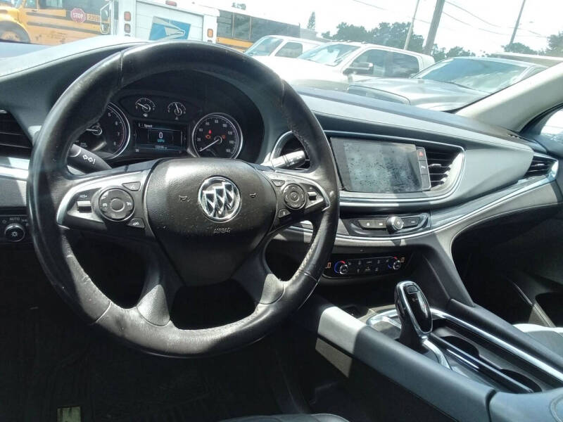 2018 Buick Enclave Essence