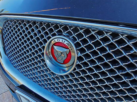 2015 Jaguar XF 2.0T Premium