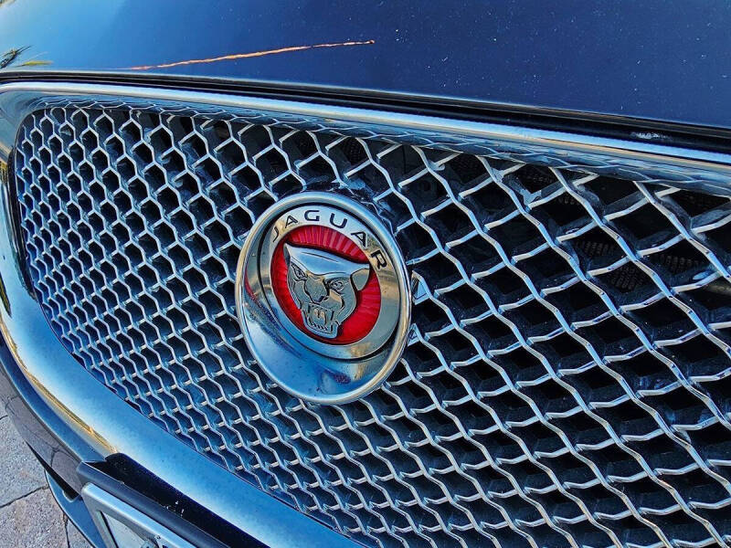2015 Jaguar XF 2.0T Premium