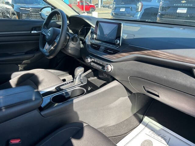 2024 Nissan Altima 2.5 SV