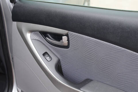 2012 Hyundai Elantra GLS