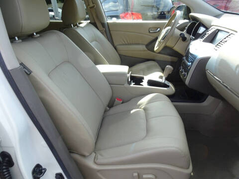 2010 Nissan Murano LE