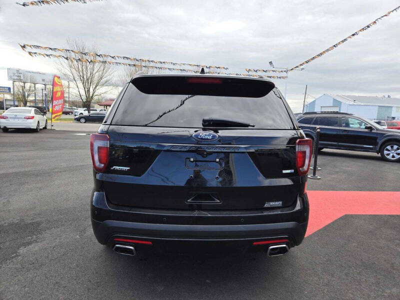 2016 Ford Explorer Sport