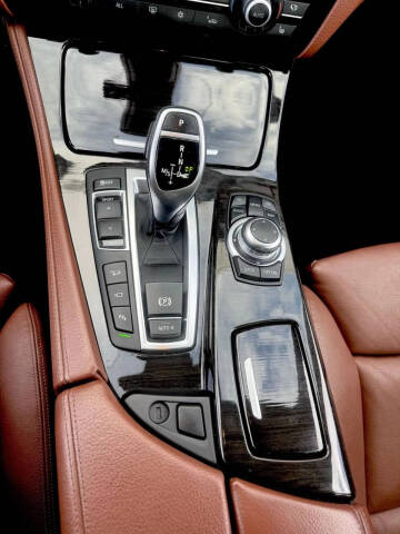 2012 BMW 5 Series 550i xDrive