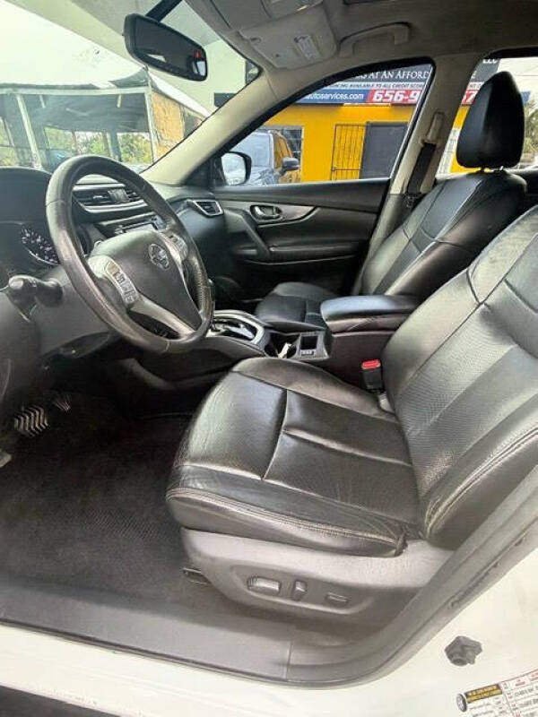 2015 Nissan Rogue SL