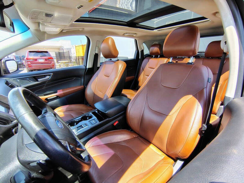 2019 Ford Edge Titanium