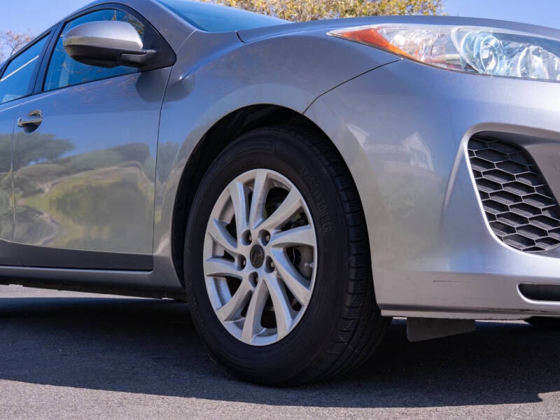 2013 Mazda MAZDA3 i Grand Touring