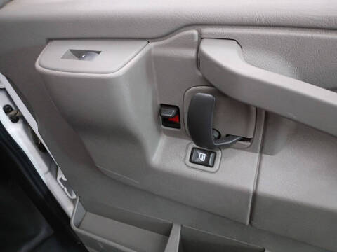 2017 Chevrolet Express 2500