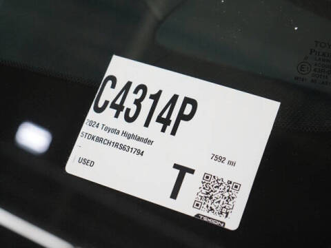 2024 Toyota Highlander Hybrid XLE