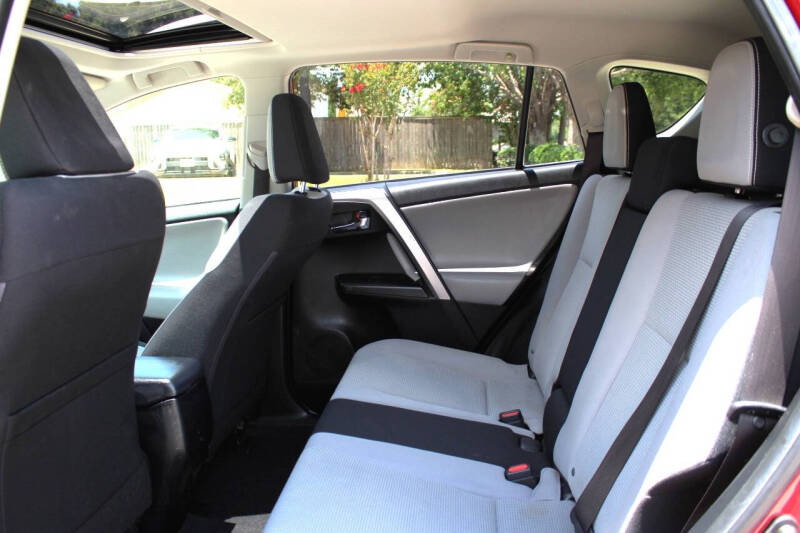 2016 Toyota RAV4 XLE