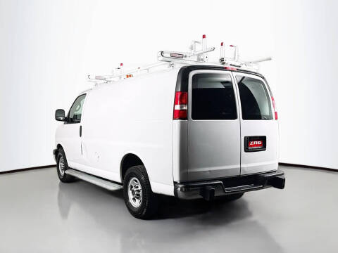 2017 GMC Savana 2500