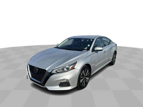 2021 Nissan Altima for sale at Strosnider Chevrolet in Hopewell VA