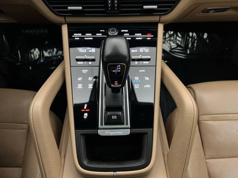 2022 Porsche Cayenne