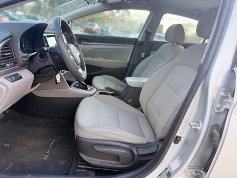 2018 Hyundai Elantra SEL