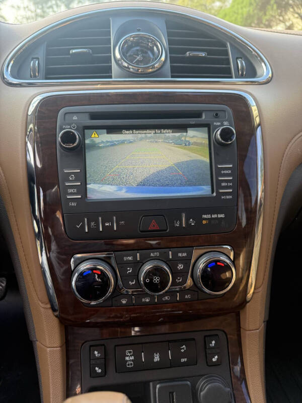 2017 Buick Enclave Leather