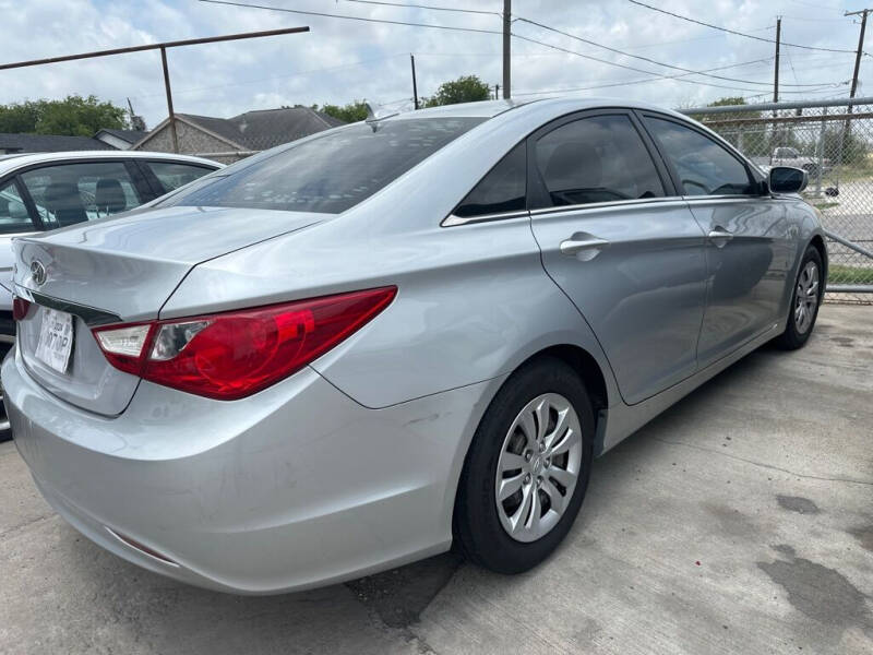 2011 Hyundai Sonata GLS
