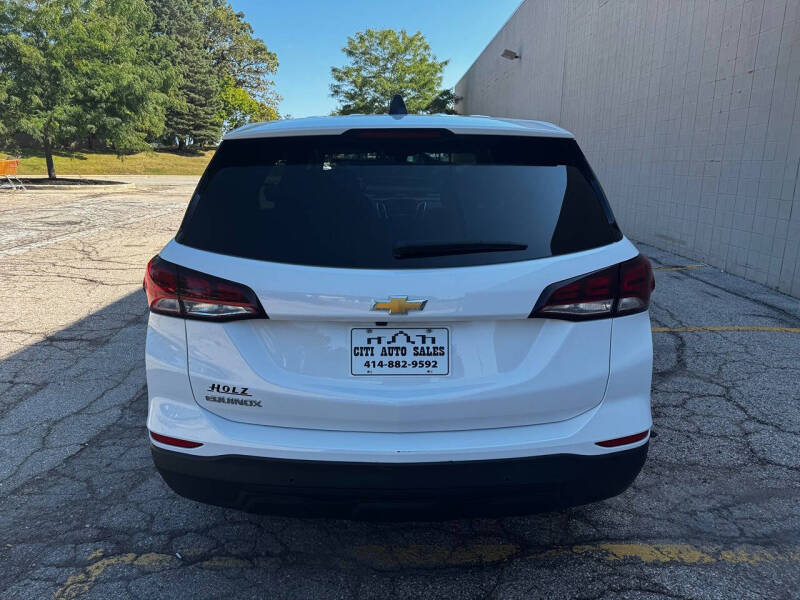 2022 Chevrolet Equinox LS