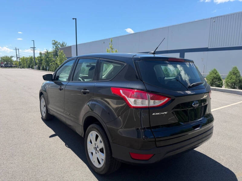 2014 Ford Escape S