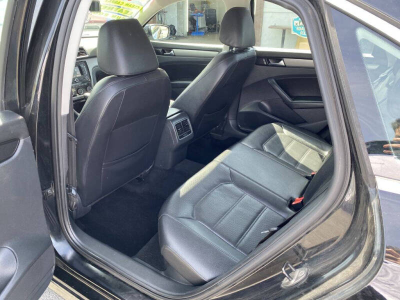 2014 Volkswagen Passat 1.8T SE PZEV