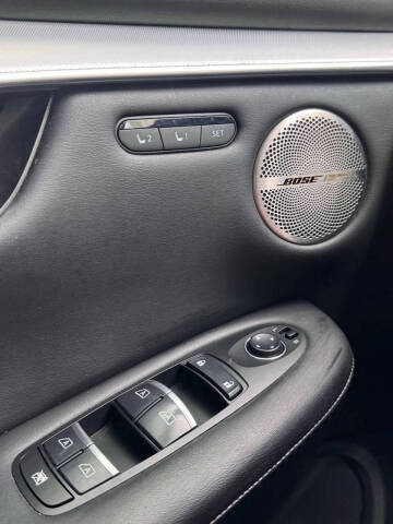 2019 Infiniti QX50 Essential