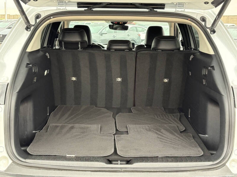 2023 Mazda CX-50 2.5 S Preferred Plus