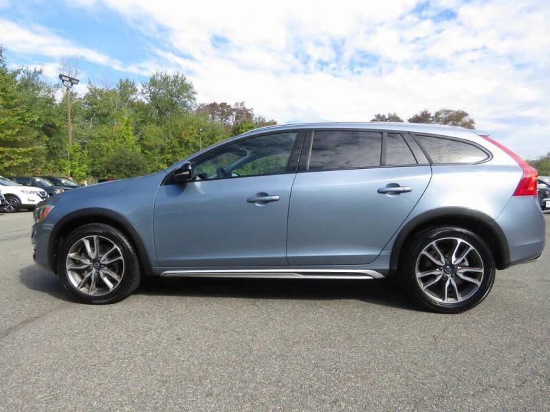 2018 Volvo V60 Cross Country T5 Premier