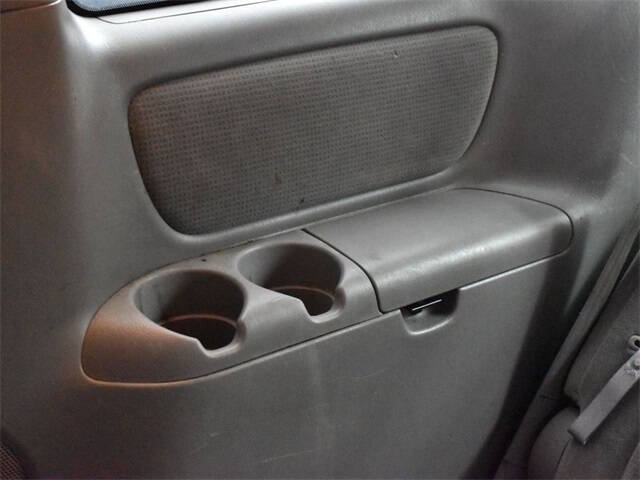 2004 Toyota Sienna
