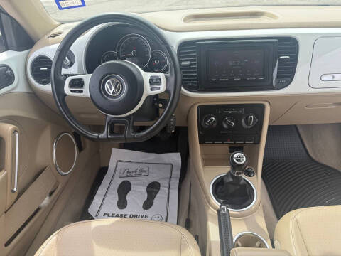 2016 Volkswagen Beetle 1.8T SE
