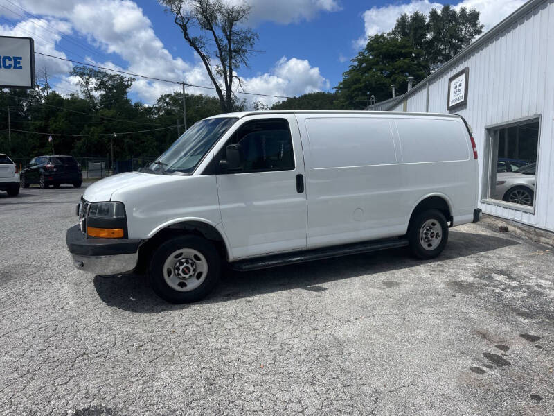 2017 GMC Savana 2500