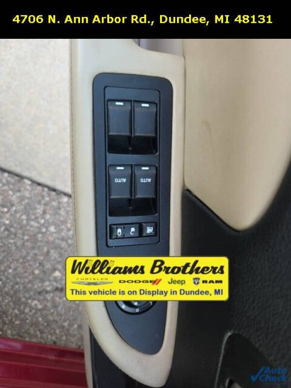 2013 Chrysler 200 Limited