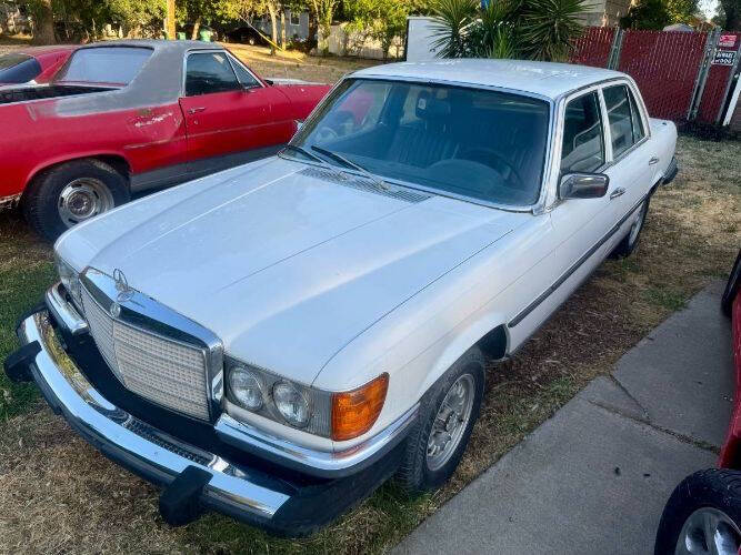 1976 Mercedes-Benz 450-Class