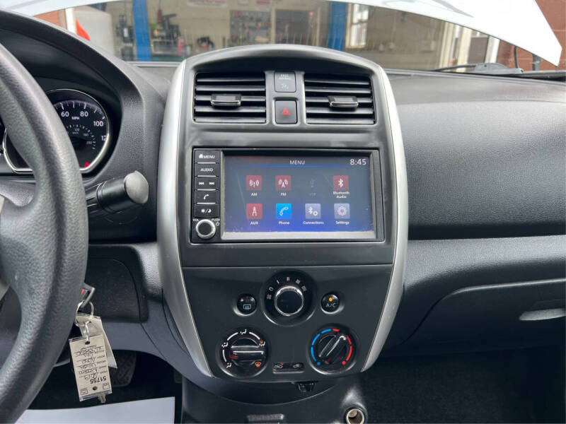 2019 Nissan Versa