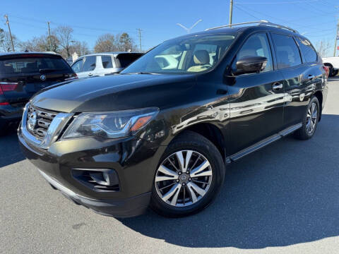 2017 Nissan Pathfinder SL