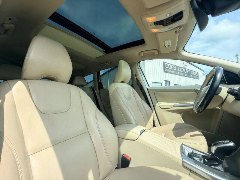 2015 Volvo XC60 T5 Drive-E Premier