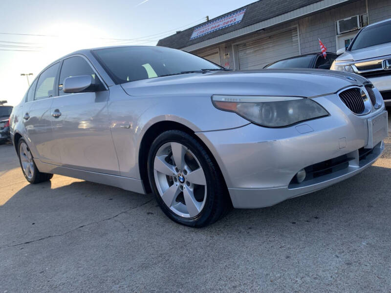 2007 BMW 5 Series 525xi's photo