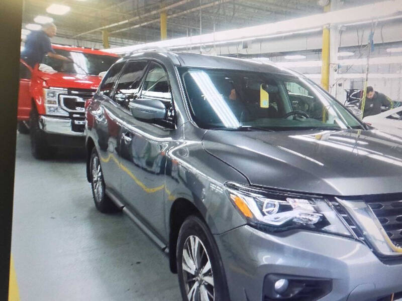 2019 Nissan Pathfinder S