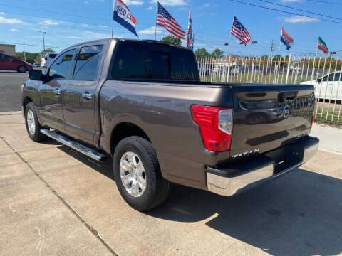 2018 Nissan Titan S