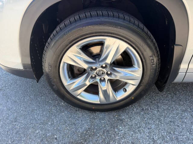 2017 Toyota Highlander Limited Platinum