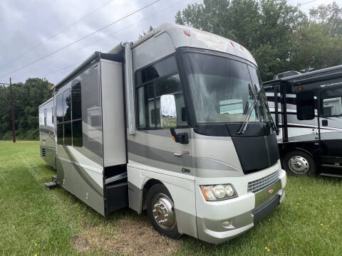 2007 Winnebago Adventurer