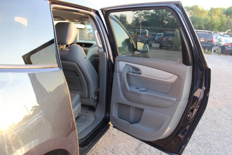 2017 Chevrolet Traverse LS