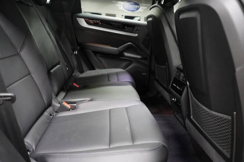 2024 Porsche Cayenne